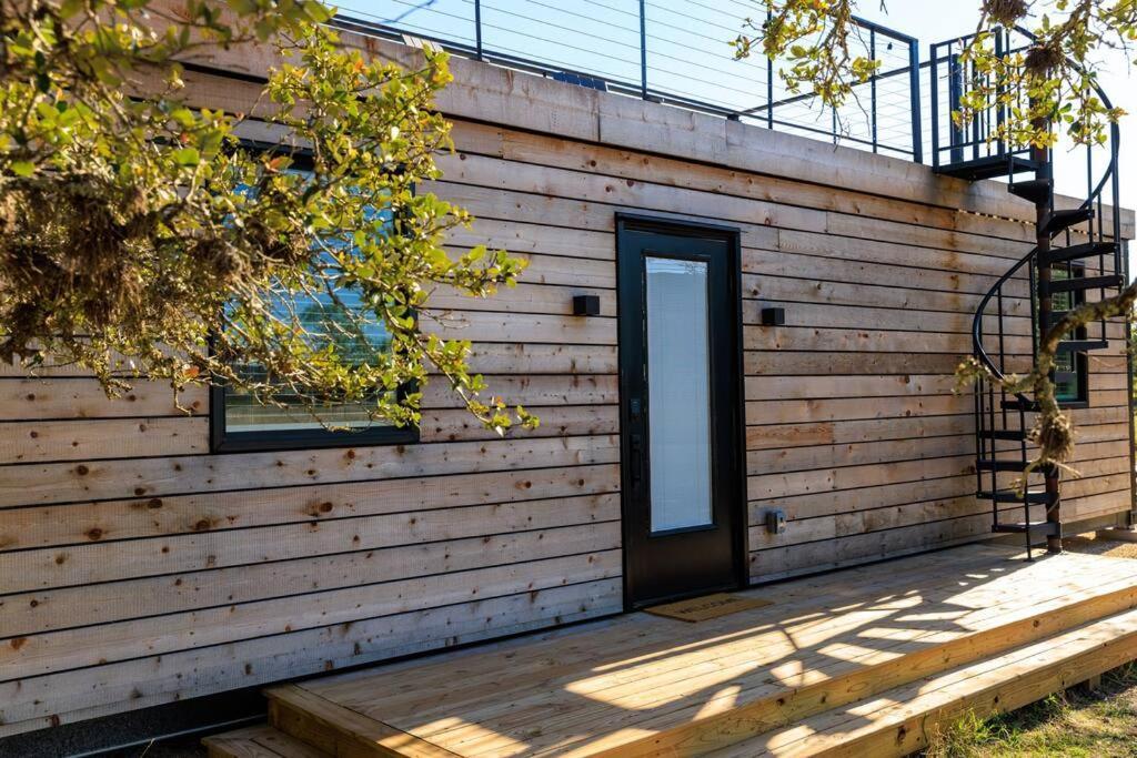New! The Texas Longhorn-Luxury Container Home Fredericksburg Exterior foto