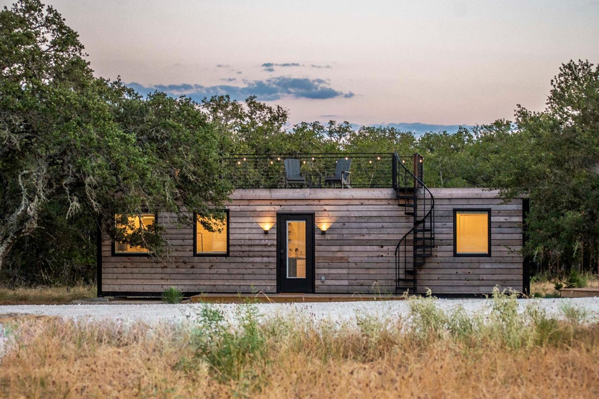 New! The Texas Longhorn-Luxury Container Home Fredericksburg Exterior foto